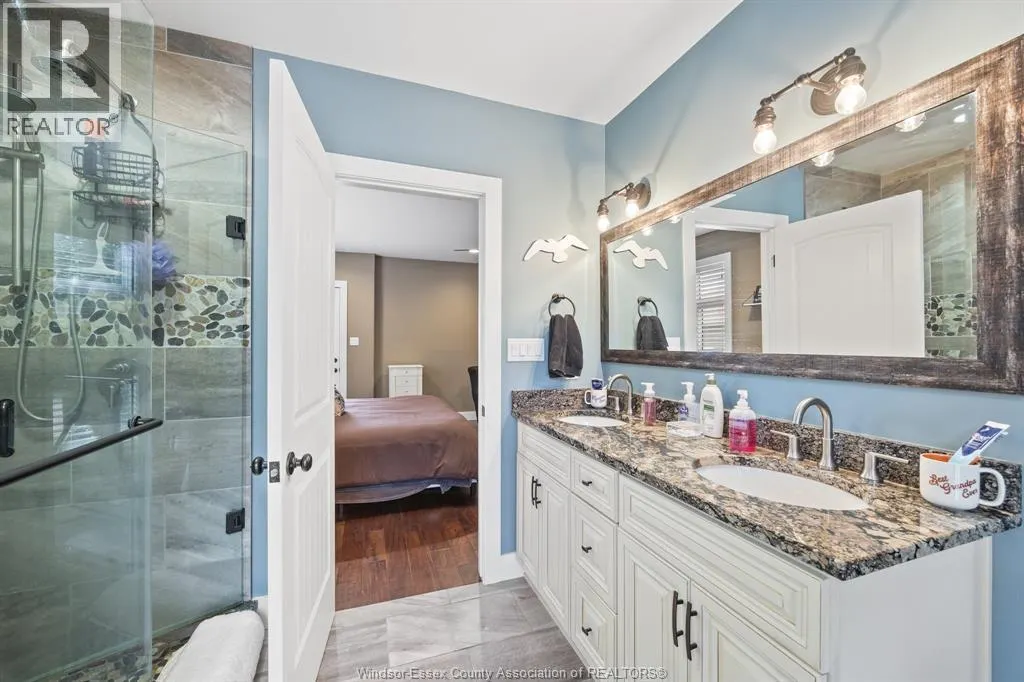 1322 Shoreline