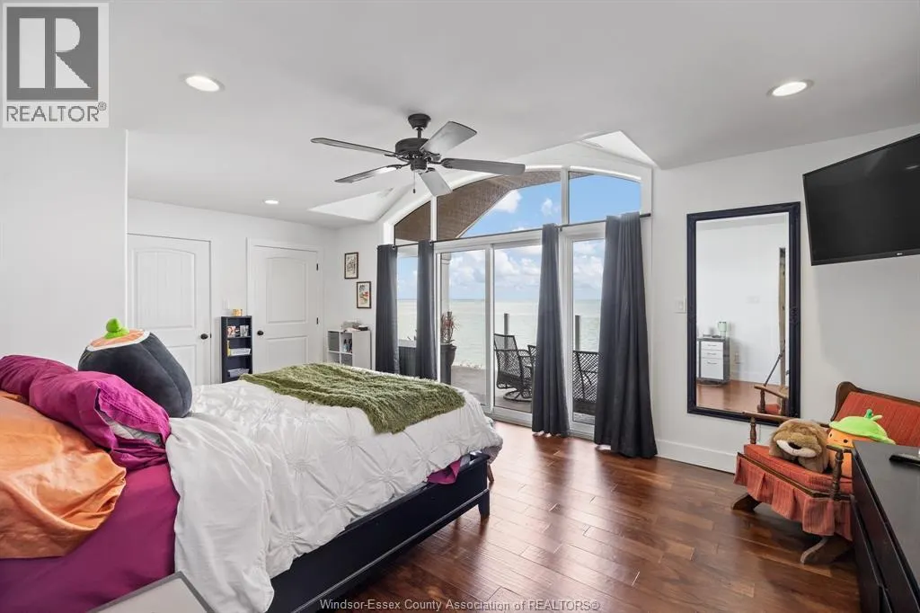 1322 Shoreline