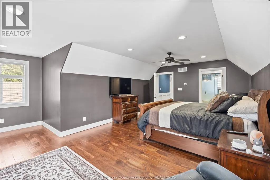 1322 Shoreline