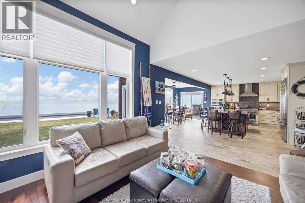 1322 Shoreline