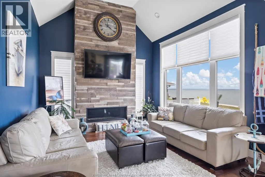 1322 Shoreline