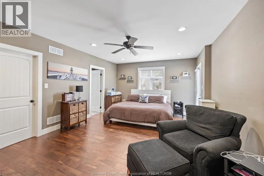 1322 Shoreline