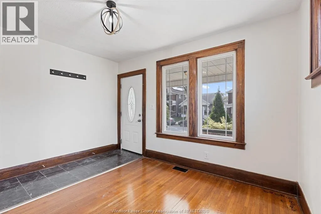 1402 PIERRE
