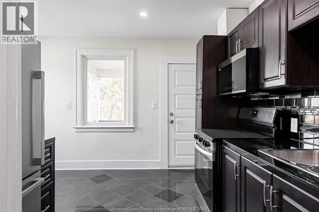 1402 PIERRE