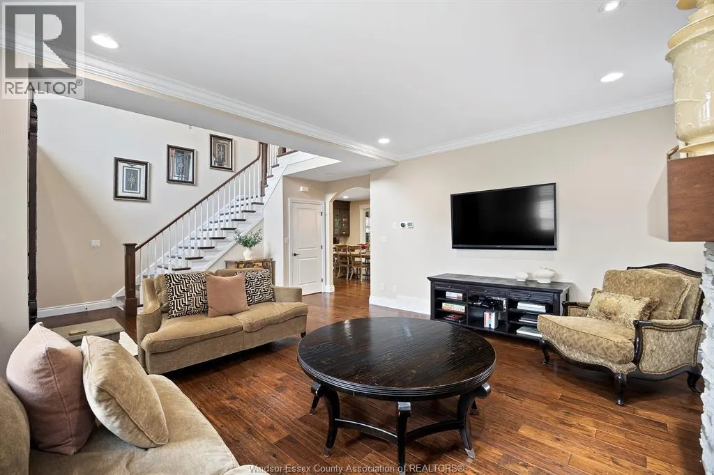 1320 MAPLE
