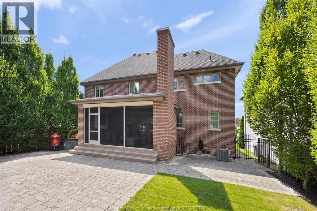 1320 MAPLE