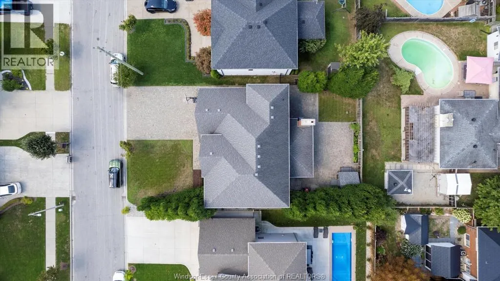 1320 MAPLE