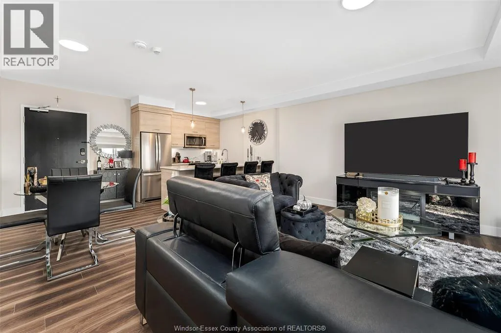 5885 ELLIS STREET Unit# 401