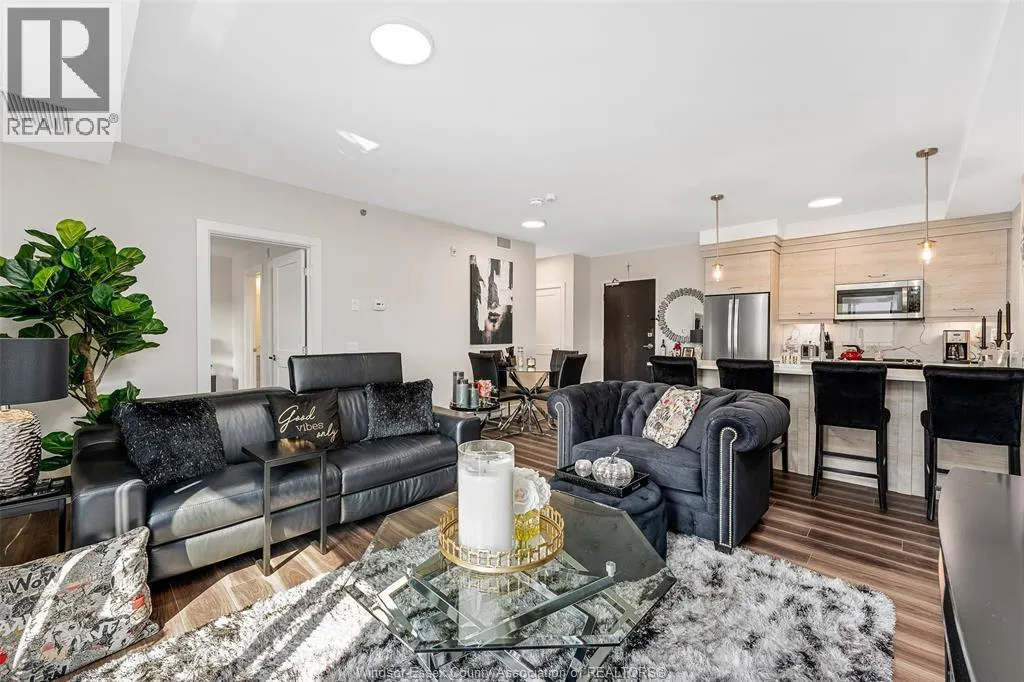 5885 ELLIS STREET Unit# 401