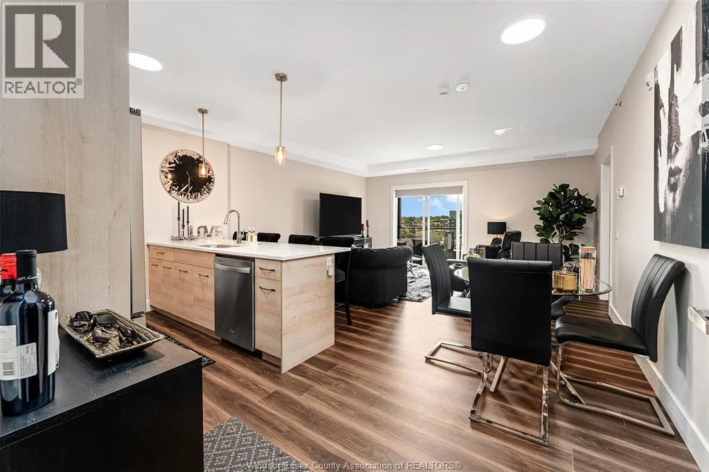 5885 ELLIS STREET Unit# 401