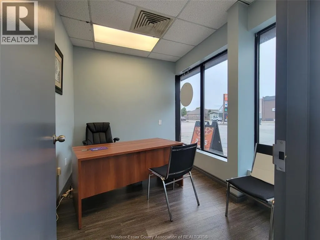 20 QUEEN STREET South Unit# 2
