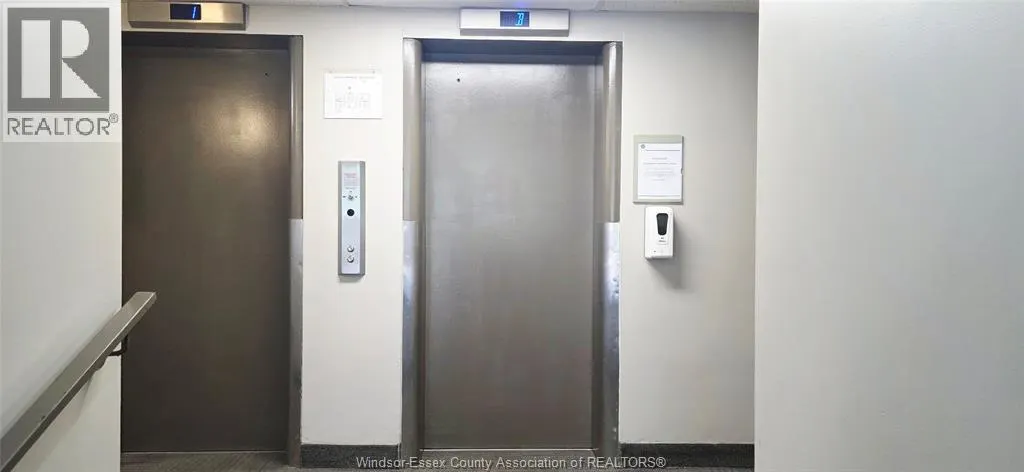 3905 RIVERSIDE DRIVE East Unit# 206