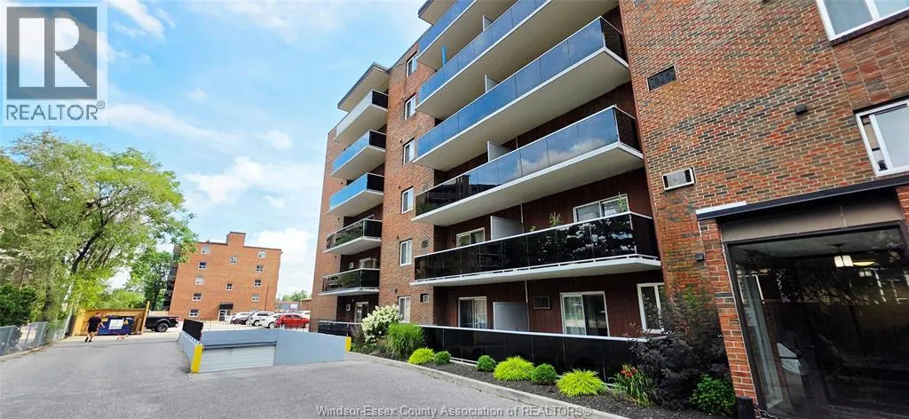 3905 RIVERSIDE DRIVE East Unit# 206