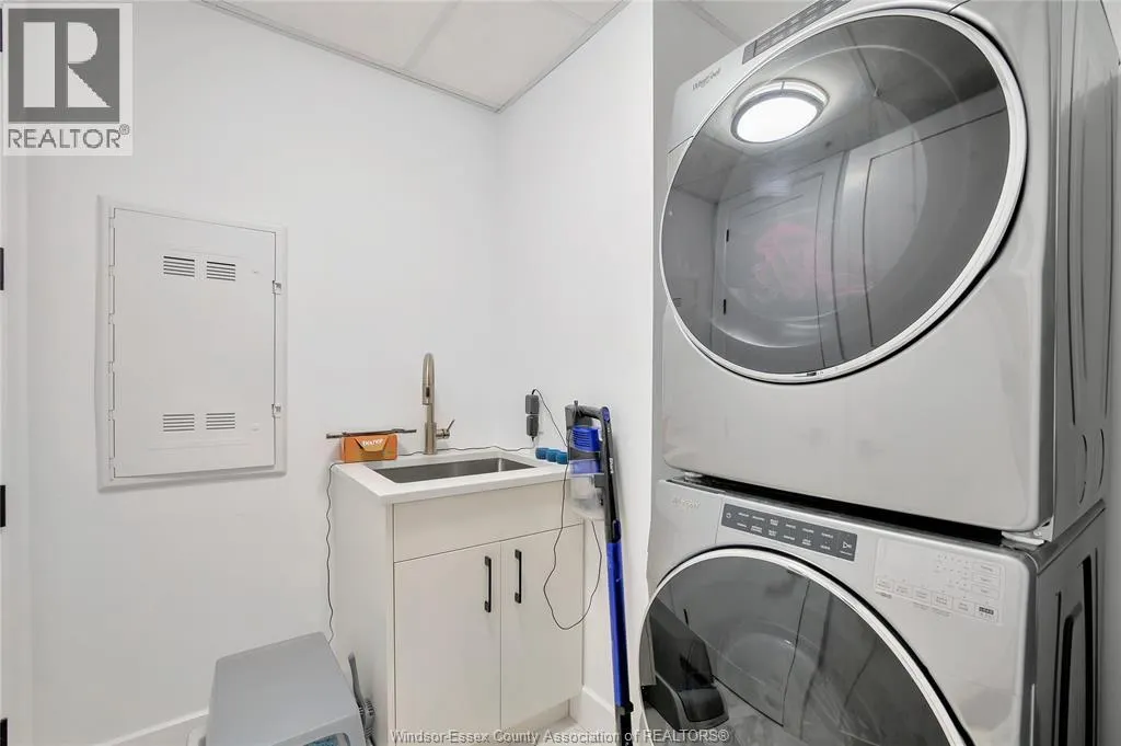 14400 TECUMSEH ROAD East Unit# 402