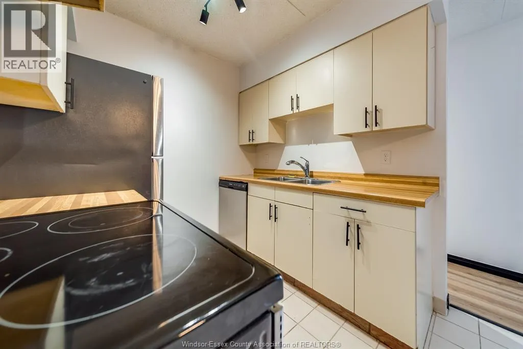 3355 SANDWICH STREET Unit# 207