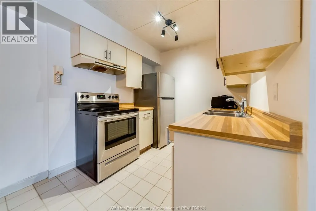 3355 SANDWICH STREET Unit# 207