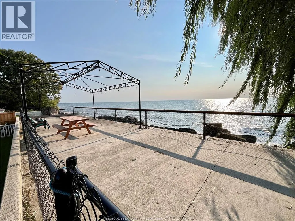 156 LAKESHORE