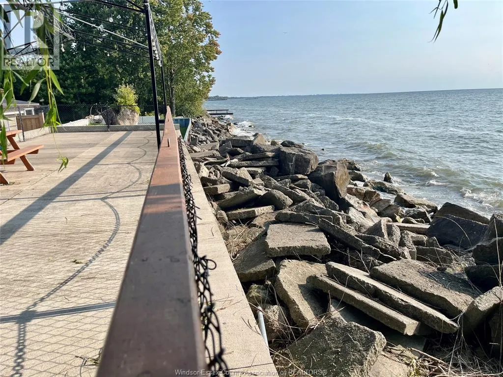 156 LAKESHORE