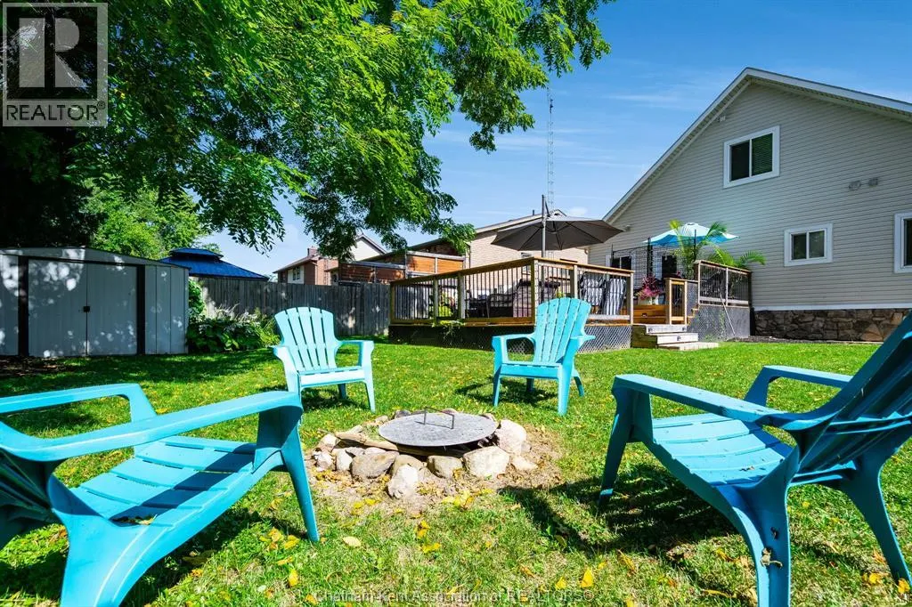 42 Bruinsma AVENUE