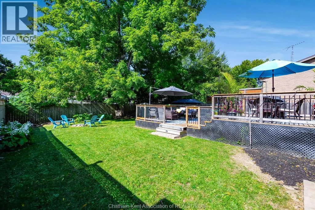 42 Bruinsma AVENUE
