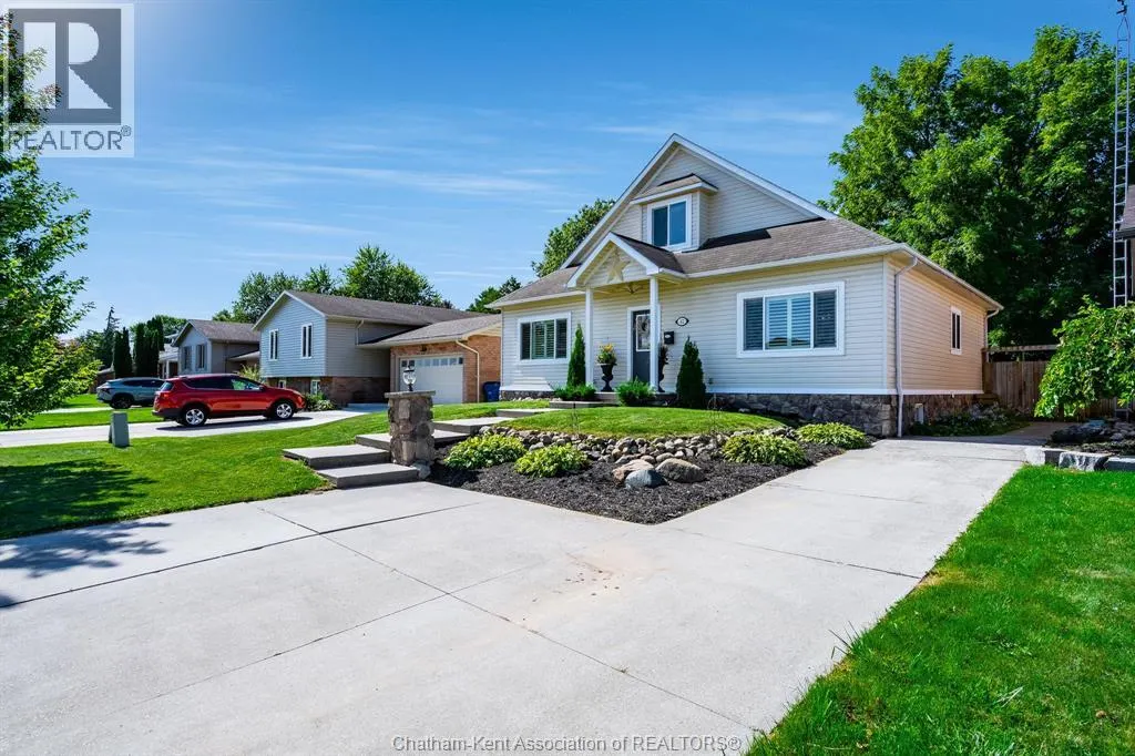 42 Bruinsma AVENUE