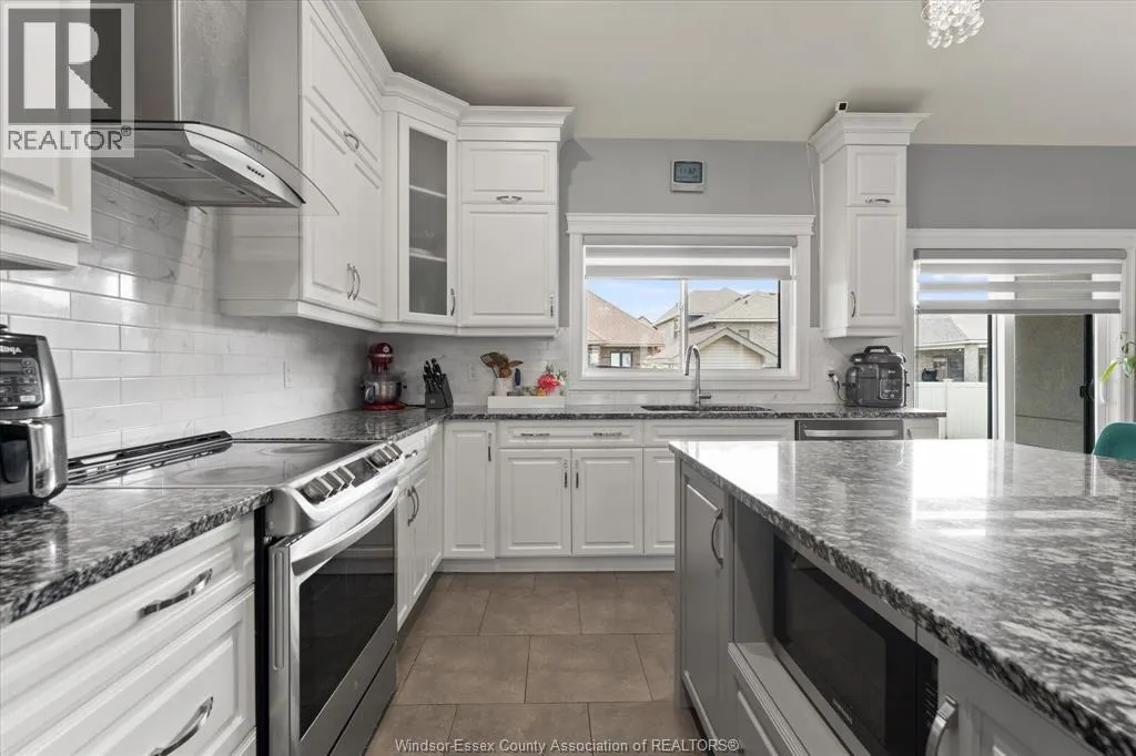 1390 BARKLEY AVENUE Unit# MAIN