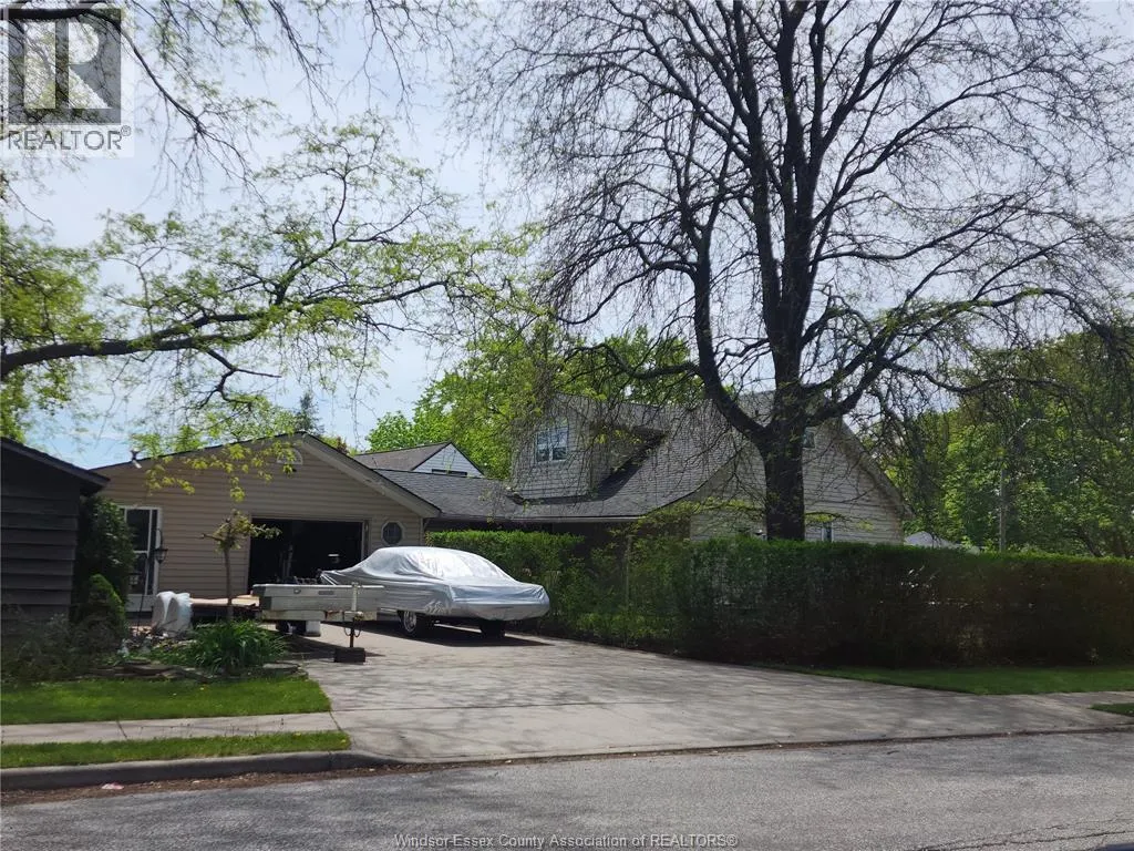 910 JEFFERSON BOULEVARD