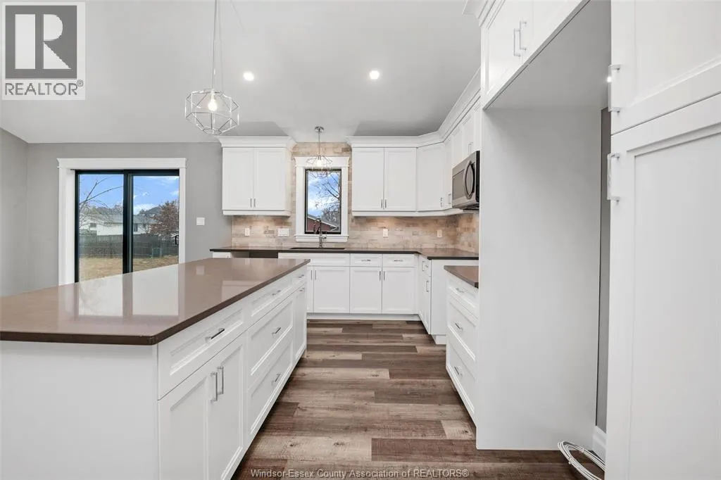 101 WESTLAWN DRIVE