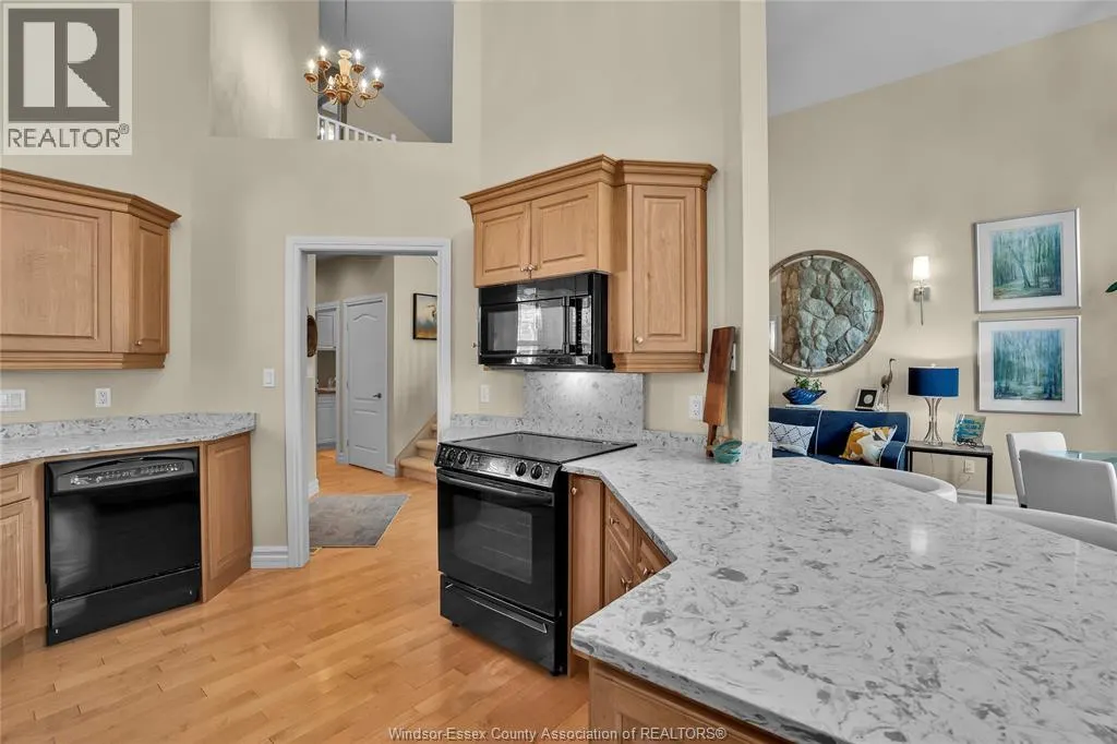 71 RED OAK CRESCENT