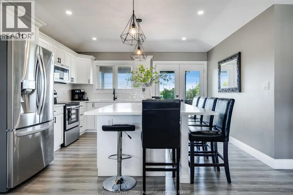 13 Hawthorne CRESCENT