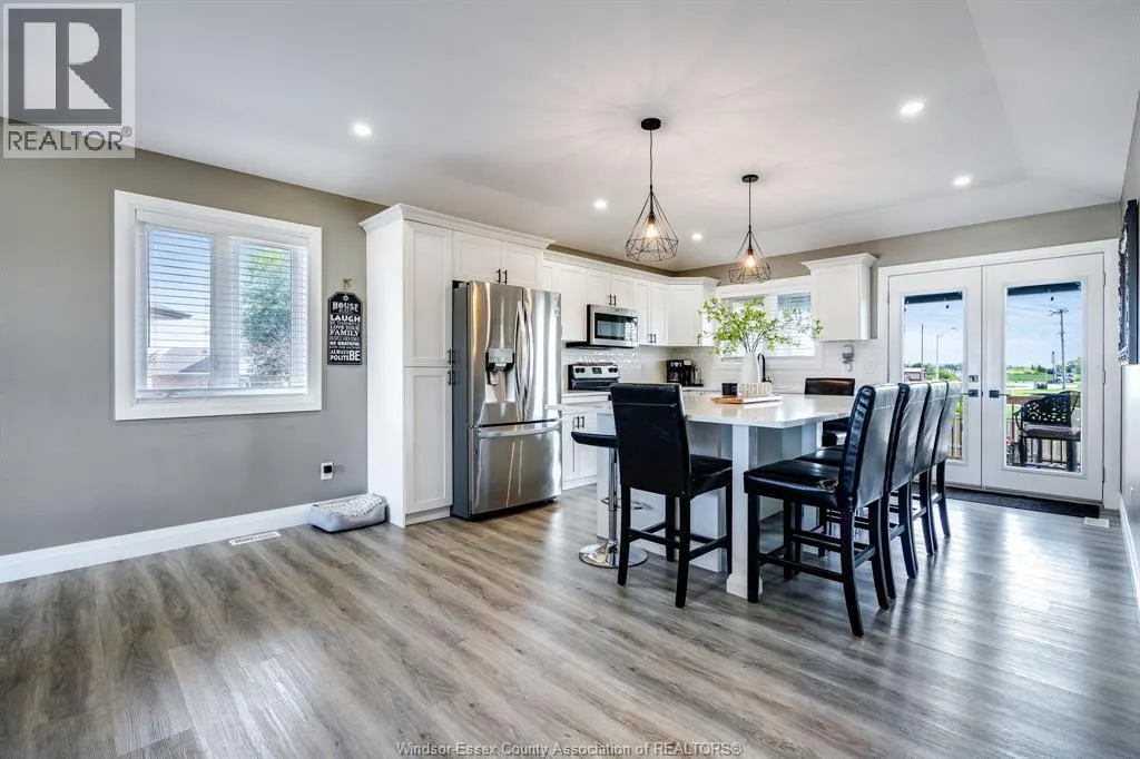 13 Hawthorne CRESCENT