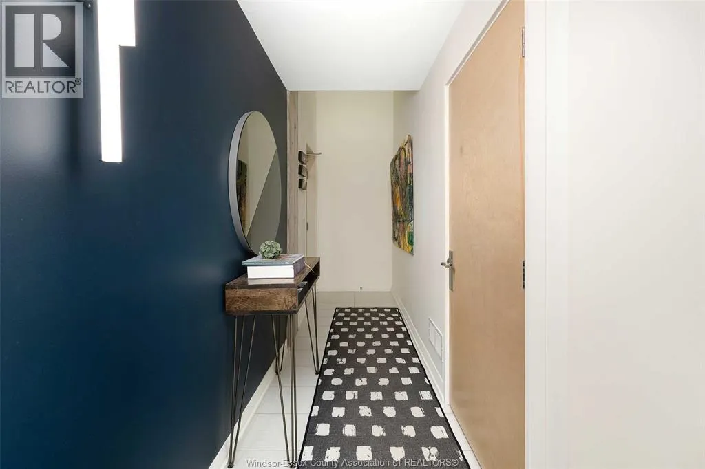 2175 WYANDOTTE STREET East Unit# 505