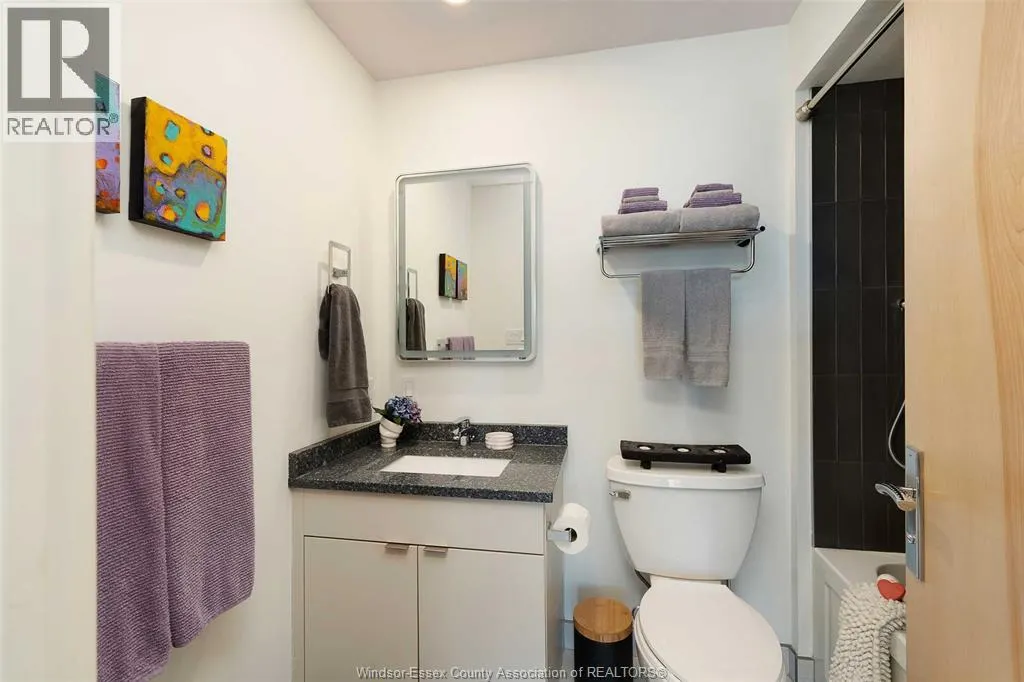 2175 WYANDOTTE STREET East Unit# 505