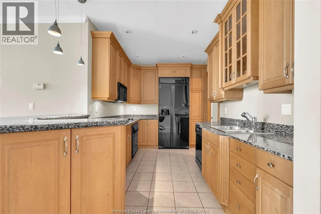 4955 RIVERSIDE DRIVE East Unit# 802