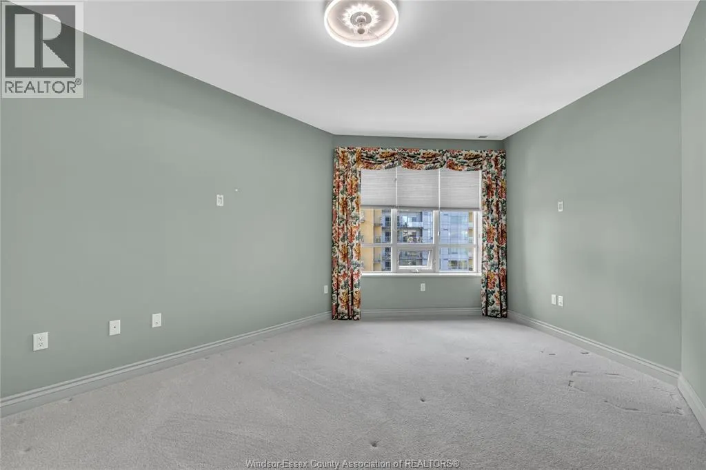 4955 RIVERSIDE DRIVE East Unit# 802