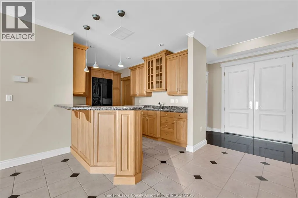 4955 RIVERSIDE DRIVE East Unit# 802