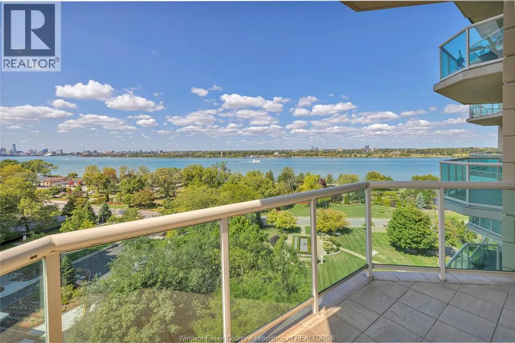4955 RIVERSIDE DRIVE East Unit# 802