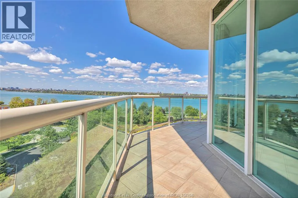 4955 RIVERSIDE DRIVE East Unit# 802