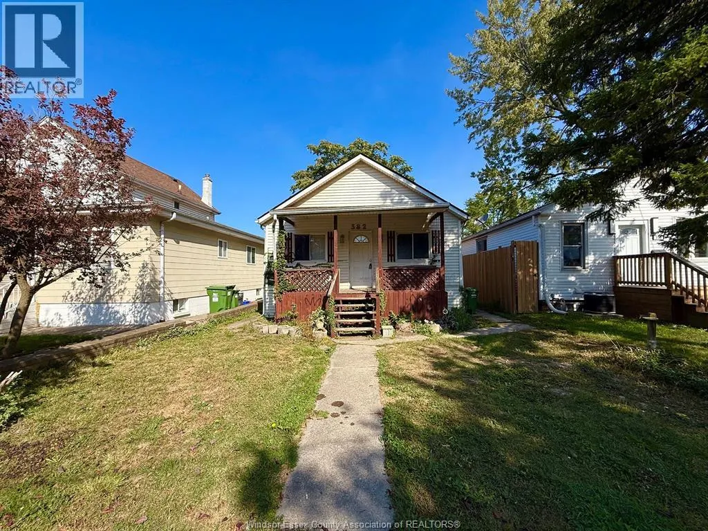 382 HYDE STREET