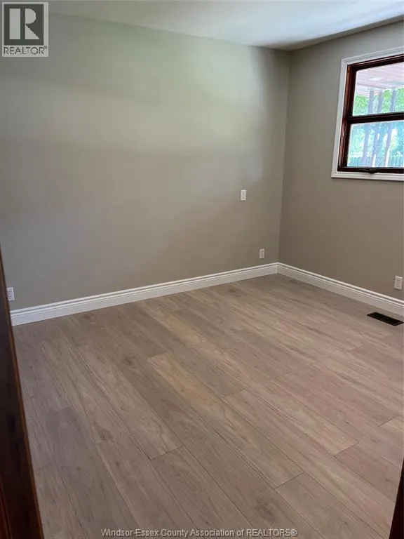 117 SANTA ANA