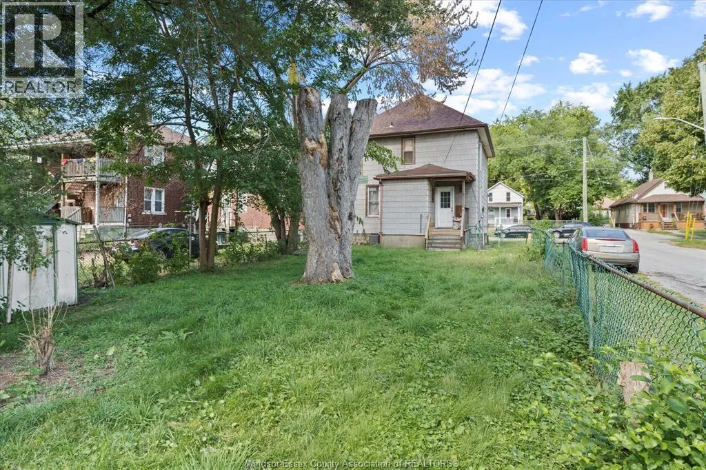 3243 BABY STREET