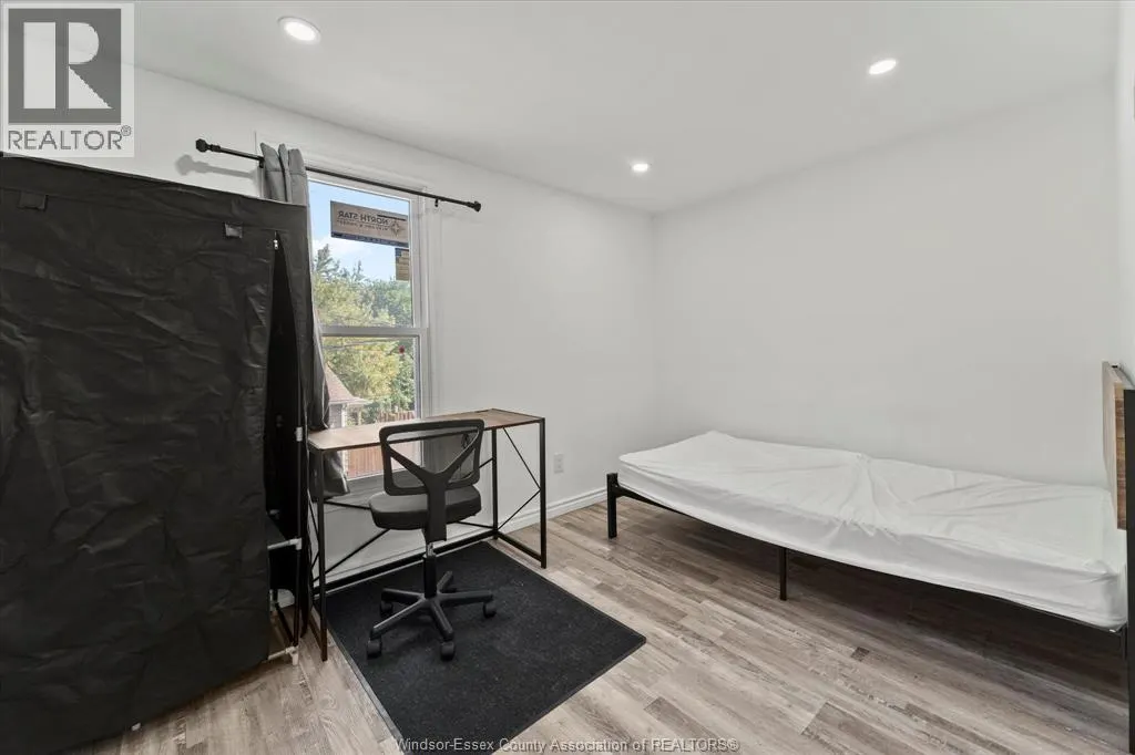 3243 BABY STREET