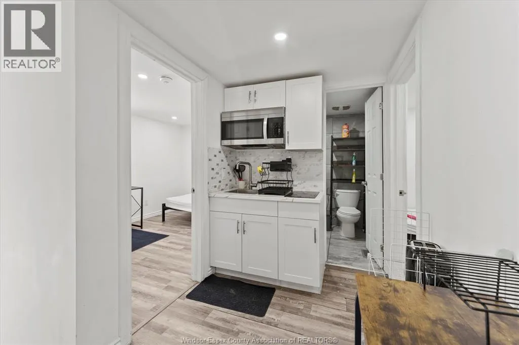 3243 BABY STREET