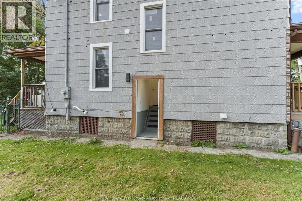 3243 BABY STREET