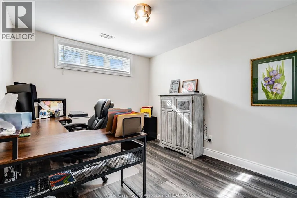 350 SELLICK DRIVE