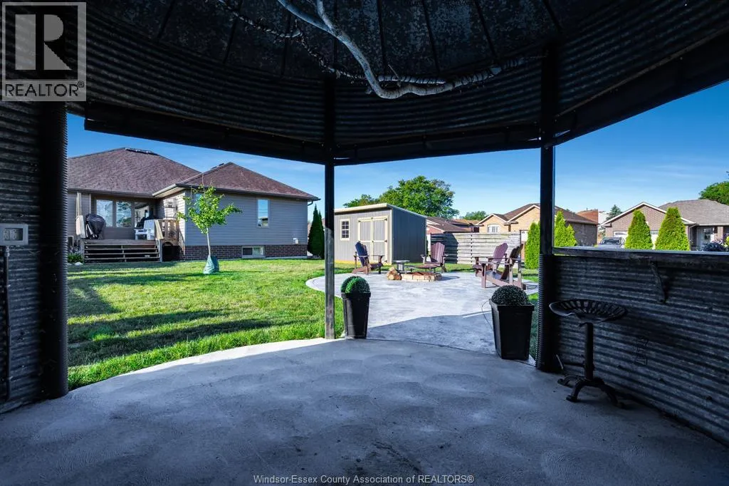 350 SELLICK DRIVE