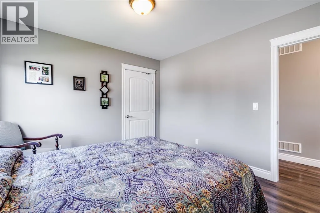 350 SELLICK DRIVE