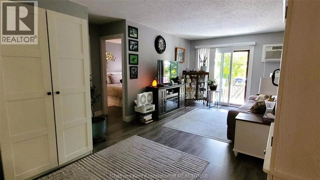 12 Montgomery DRIVE