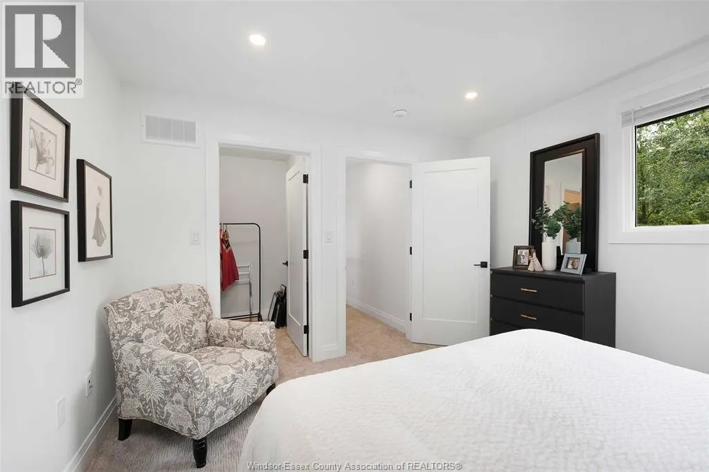 5068 WHISPERING PINES