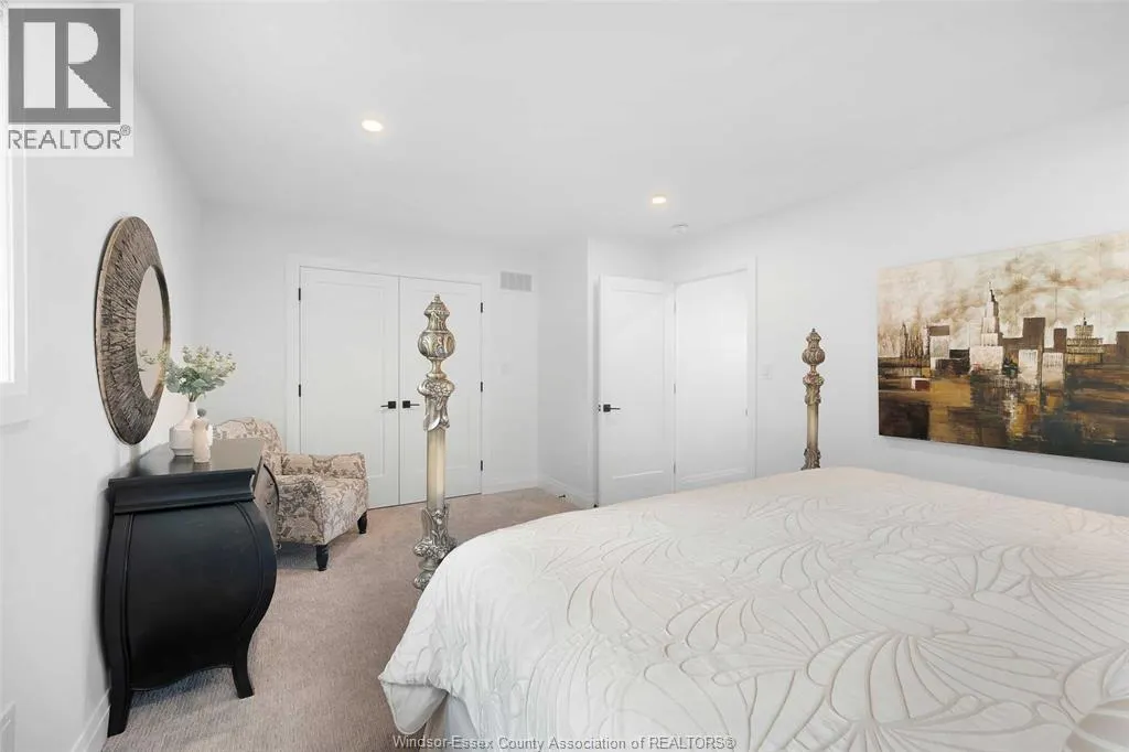 5068 WHISPERING PINES